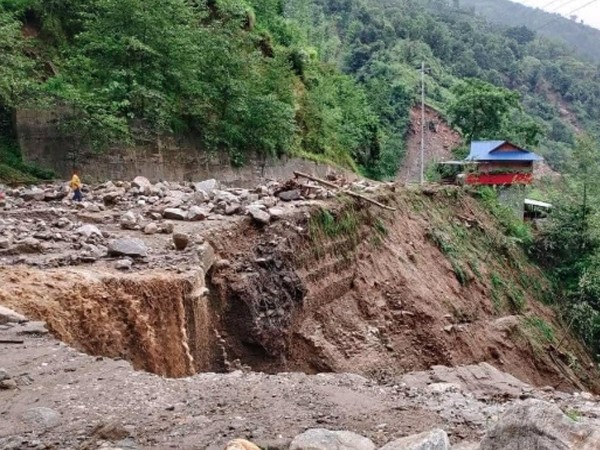 बाढीपहिरोमा परी आजसम्म १४८ को मृत्यु