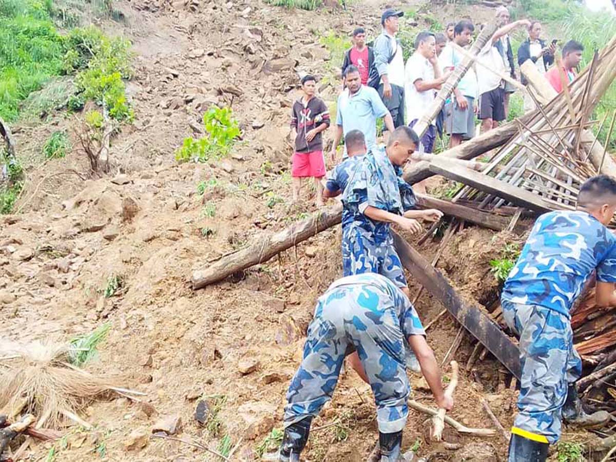 बाढी, पहिरोमा परी आजसम्म १४५ जनाको मृत्यु